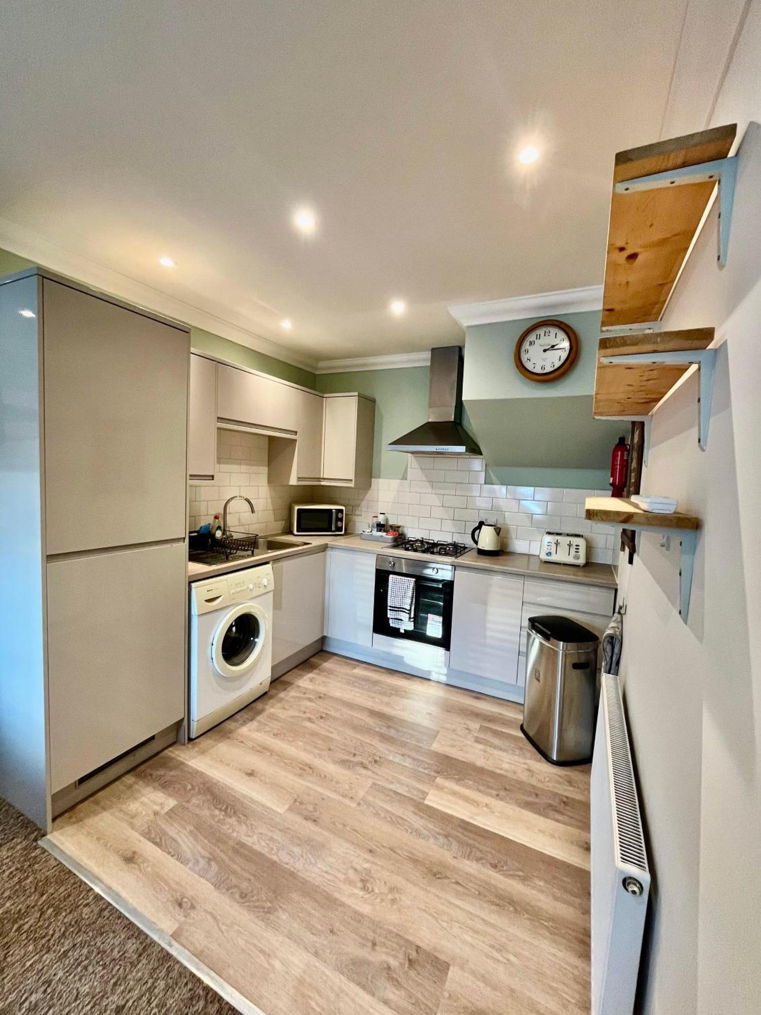 The Coastal Escape Villa Bournemouth Exterior foto